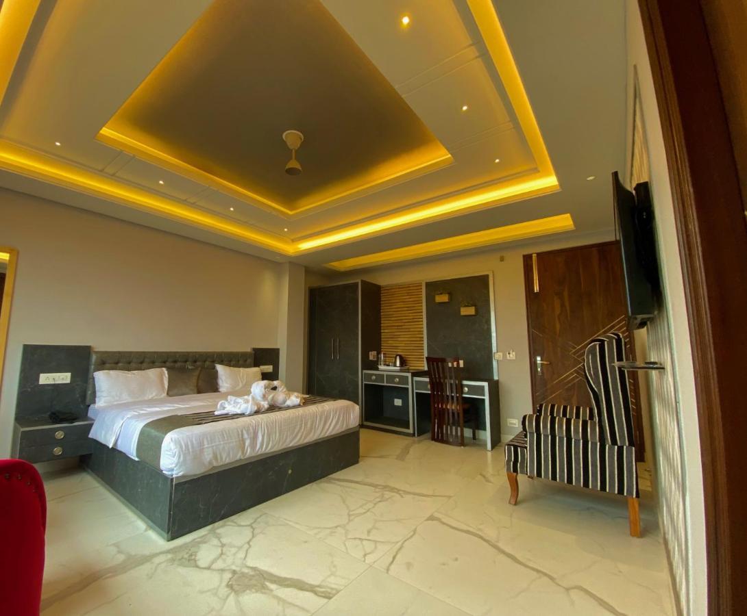 The Westberry 50Mtrs Offroading And 50 Mtrs Nature Path Shimla Exterior foto