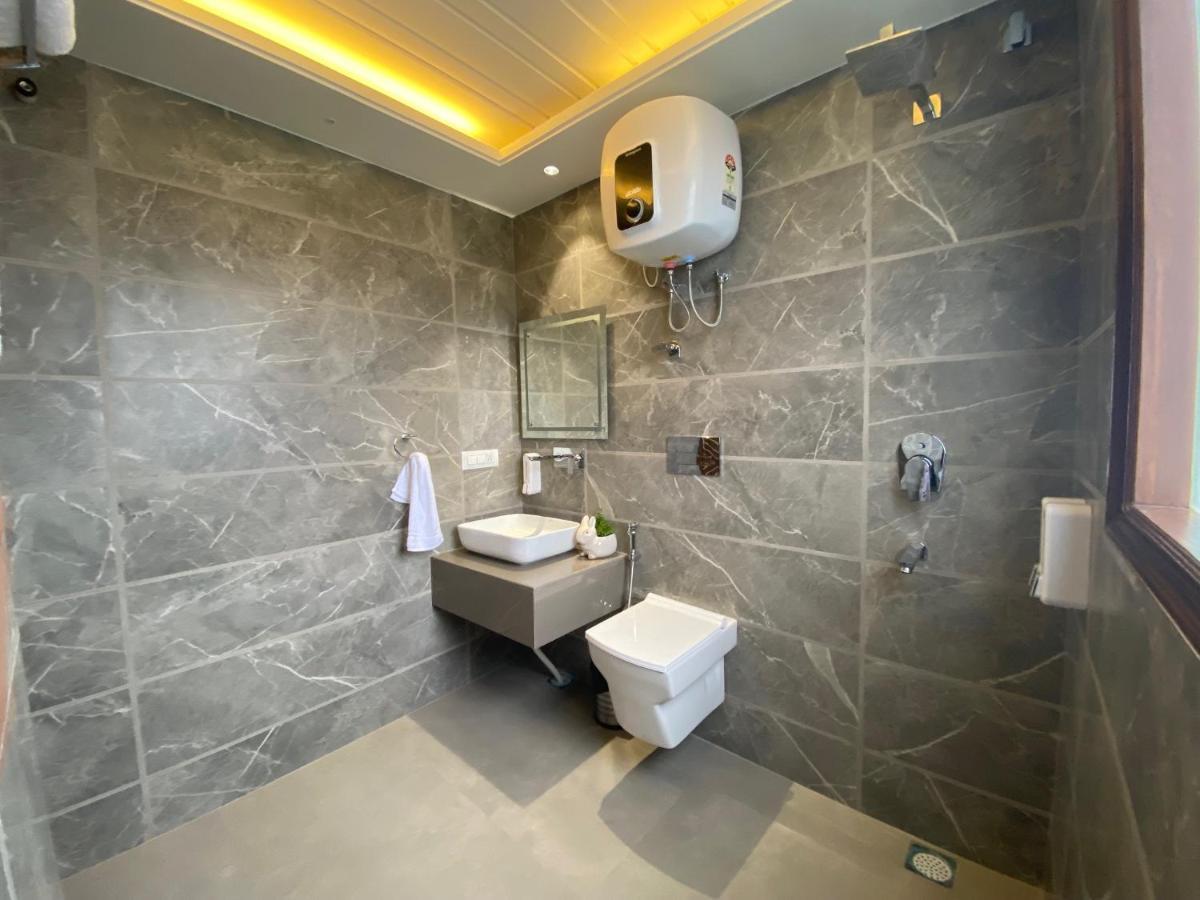 The Westberry 50Mtrs Offroading And 50 Mtrs Nature Path Shimla Exterior foto
