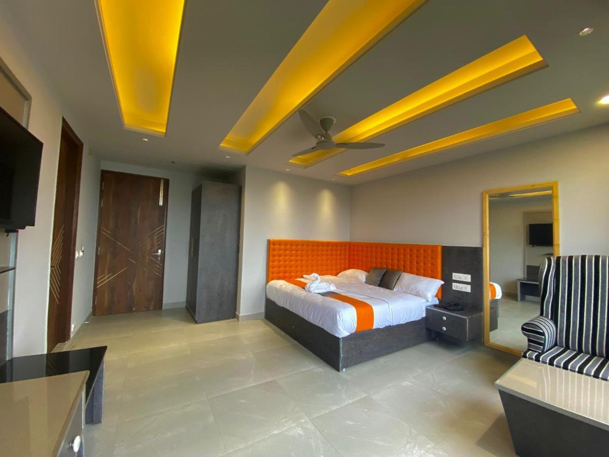 The Westberry 50Mtrs Offroading And 50 Mtrs Nature Path Shimla Exterior foto